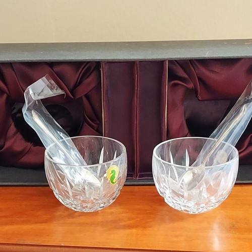 Set of two Waterford crystal bowls and two Newbridge Erns Ai silver-plated spoons new