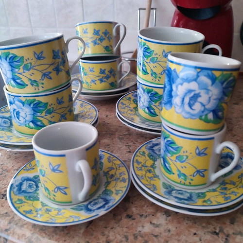 Porcelain tea and espresso coffee cups used, set of 9 pieces