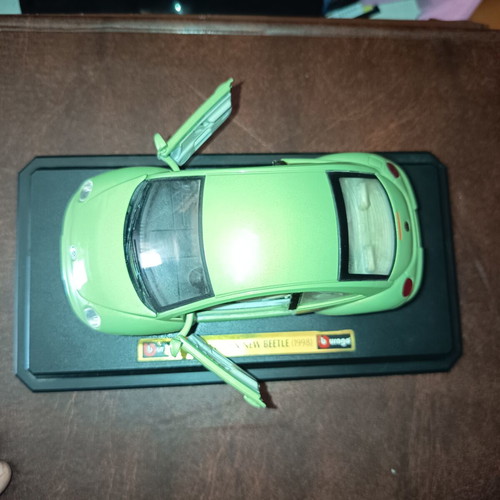 Volkswagen Beetle metal toy car 1998 like new by Burago