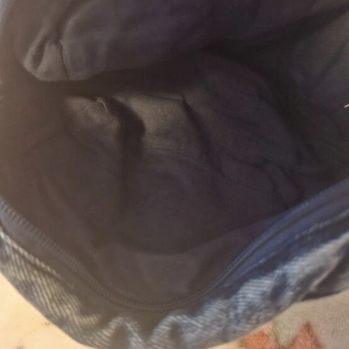Hello Kitty Pouch like new