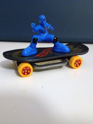Hot Wheels Skate Punk 2016 καινούργιο