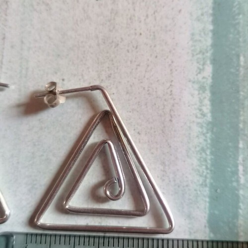 Silver 925 earrings hoops with triangular spiral new