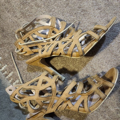 GoGo Shoes summer sandals used, size 40, mustard color