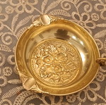 Vintage solid brass ashtray like new