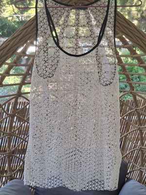 Toi&Moi White Top Like New