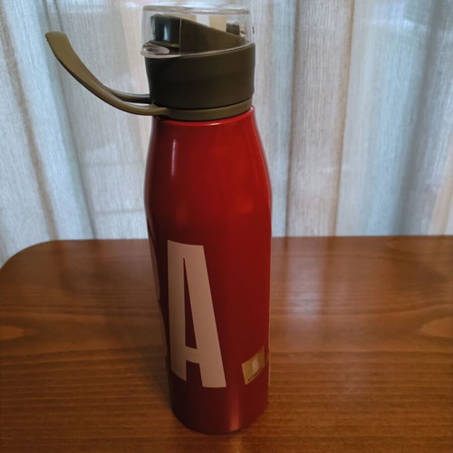NBA water bottle like new