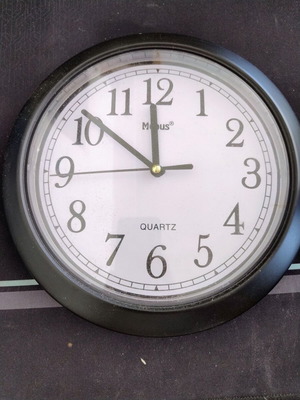 Plastic wall clock used, analog, 22 cm diameter