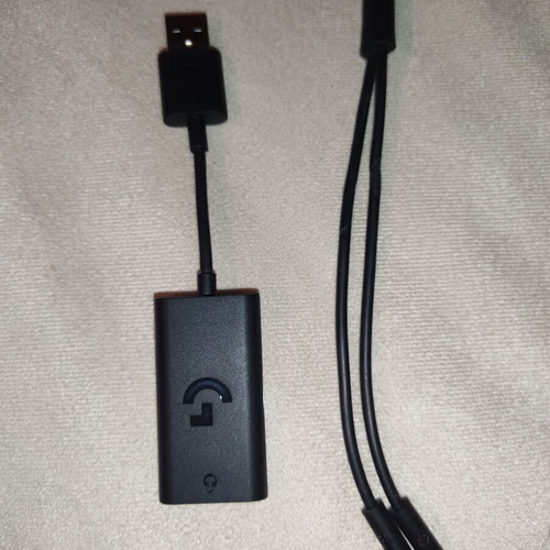 Logitech 3.5mm jack to USB adapter with audio splitter like new