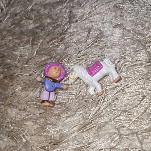 Polly Pocket 1995 toy in very good condition