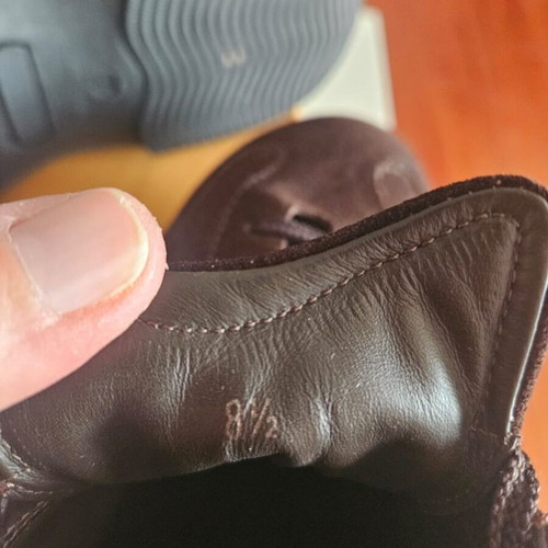 Tod’s casual brown suede shoes like new