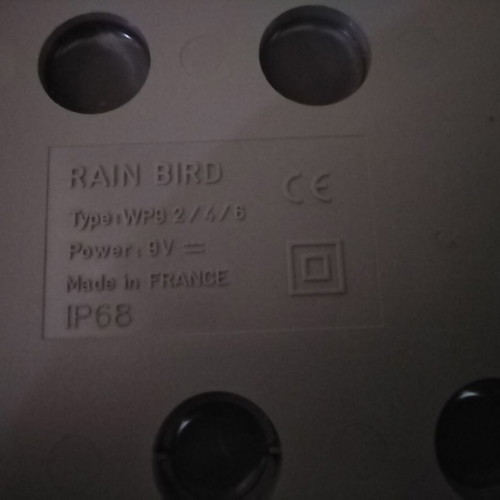 Rain Bird WP4 irrigation controller with Rainbird DV 100 valves, like new