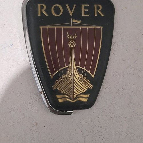Old car badges used, pack of 15 pieces