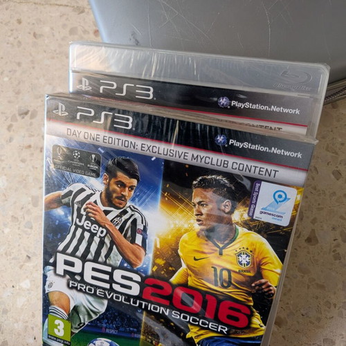 Pes Pro Evolution Soccer 8-Game Bundle for PlayStation 3 used