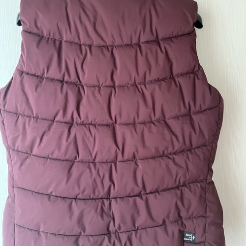 Sleeveless jacket like new, size L