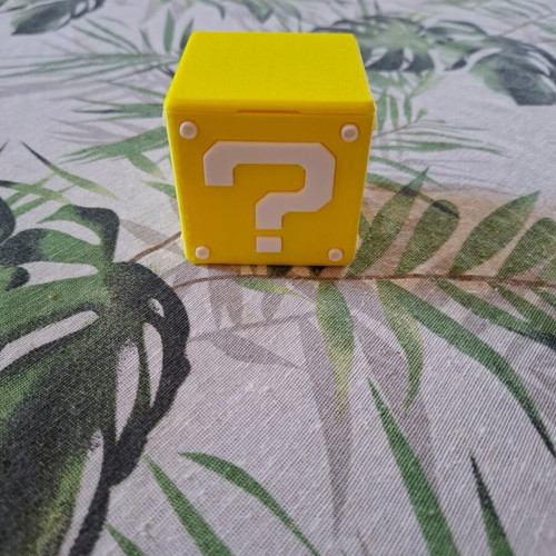 Калъф за игри Nintendo Switch Super Mario Question Mark нов