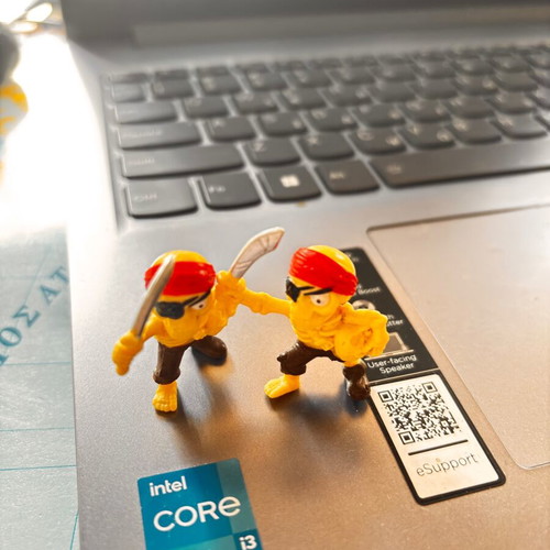 Pirate figures, small