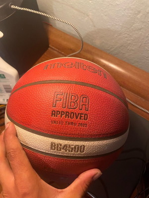 Molten basketball ball like new