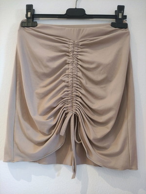 Mini skirt Shein size S like new, nude with drawstring