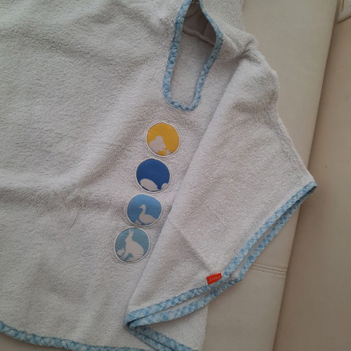 Stokke baby hooded poncho towel used