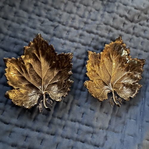 Vintage 925 silver decorative grape leaf plates, embossed, 18g each