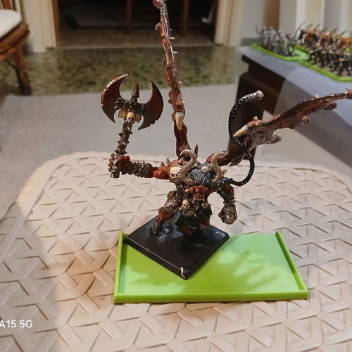 Warhammer Chaos Bloodthirster metal model painted, like new