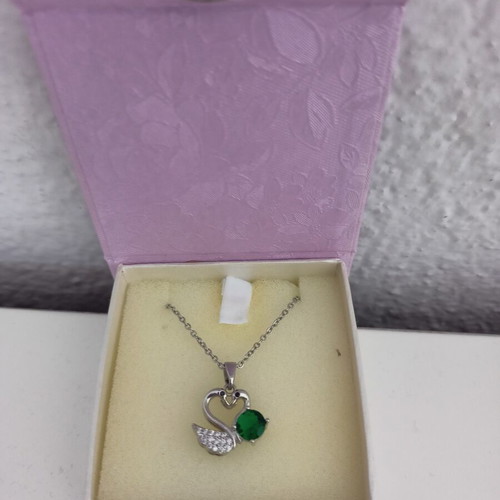 Set of 3 women's necklaces with volcanic stone, like new