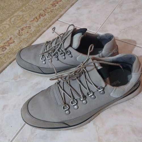 Caterpillar shoes like new, casual, size 42.5, white and gray