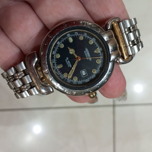 Catamaran Mariner wristwatch used, black dial, bracelet