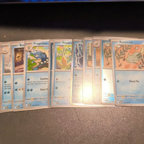 Chaos Rising 70% Set with Froakie IR Cards like new