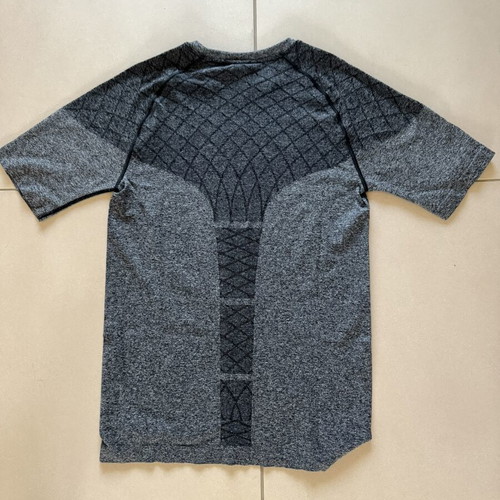 Gymshark Devant Seamless T-Shirt black size M brand new