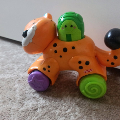 Fisher Price tiger like new moves with turtle press
