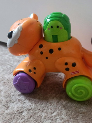 Τίγρης Fisher Price σαν καινούργιο που κινείται με το πάτημα της χελώνας