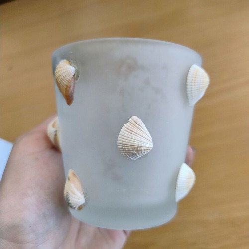 Glass tealight candle holder with seashells