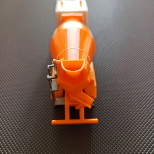 Scania cement mixer toy like new, size 14x5cm