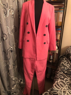 Stradivarius suit like new, bold pink / fuchsia set