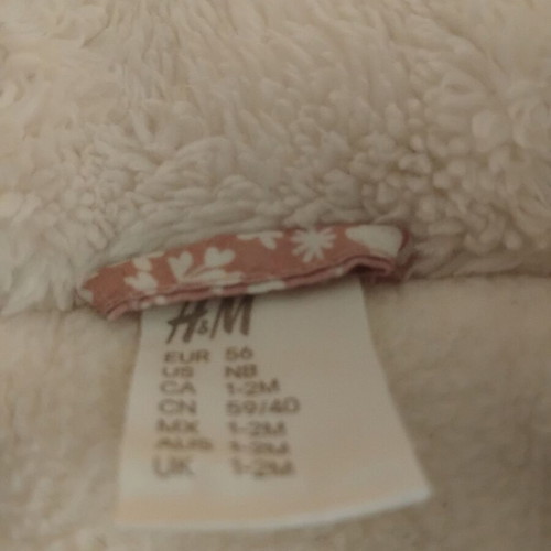 Baby going-out suit 1 to 2 months like new