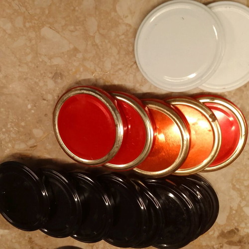 Jar lids pack of 25 for 1 kilo jars, like new, gold red white black