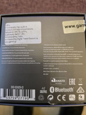 Garmin Venu 2S smartwatch new, Light Gold with White Silicone Band