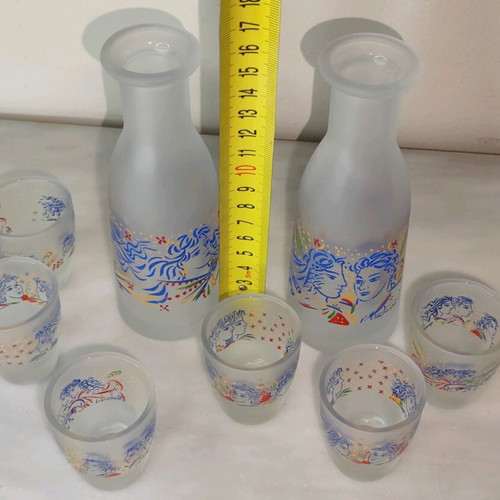 Set of 2 carafes and 6 shot glasses decorated with Giorgos Stathopoulos art