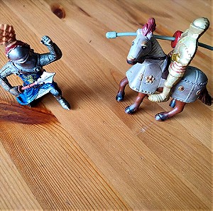 Παιδικό παιχνίδι - ιππότης με άλογο