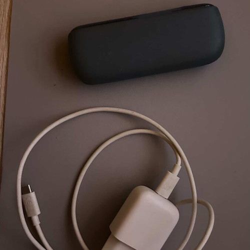 Συσκευή θέρμανσης καπνού IQOS ILUMA σαν… - € 25,00