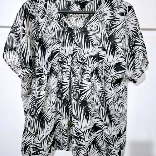 H&M blouse like new, black and white, size M-L