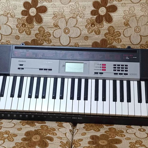 Casio CTK-1500 Keyboard 61 Keys like new