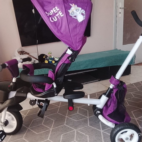 Tricycle for Twins new, Kenourio