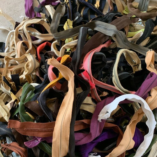 Zippers used bulk pack of 160, various types and sizes