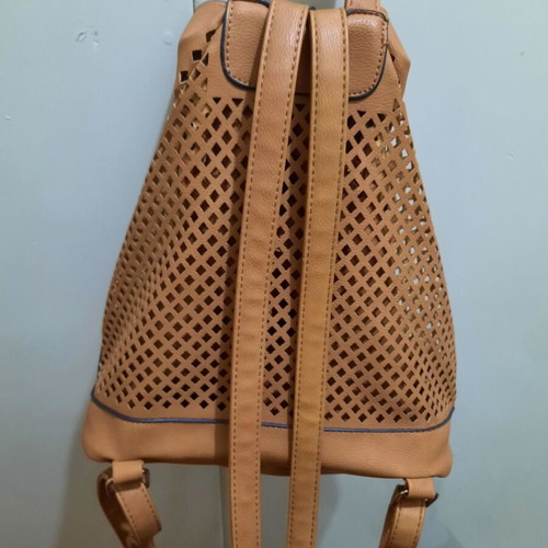 Achilleas Accessories women's backpack bag like new, beige-light brown