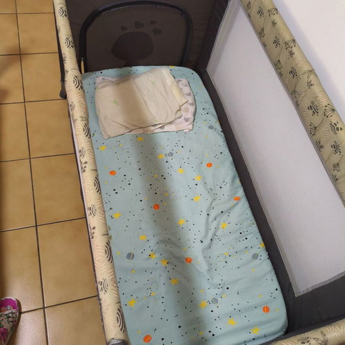 Loreli Africa Baby Playpen Like New