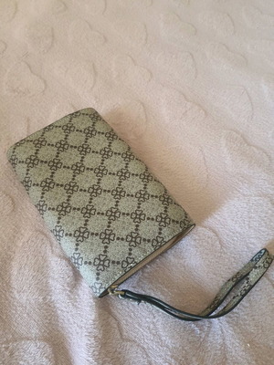 Large wallet like new