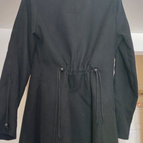 Black lightweight thin coat like new, size L