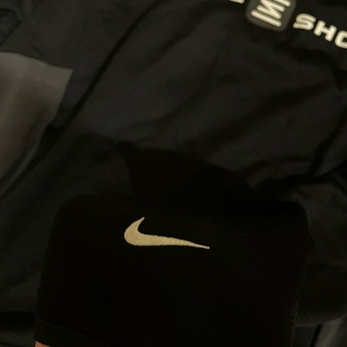 Nike Shox sweatshirt like new, size XL, black